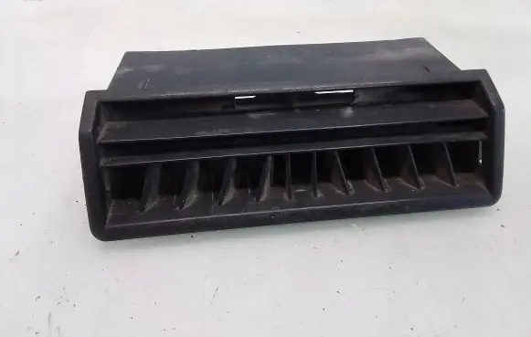 Volkswagen I LT Dashboard air vent grill cover trim 011892SP