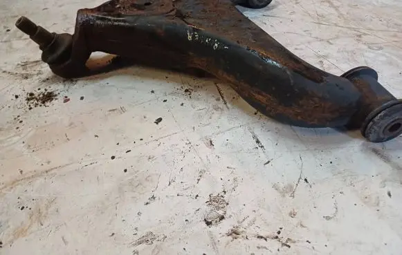 Mercedes-Benz Sprinter W901 W902 W903 W904 Front lower control arm/wishbone
