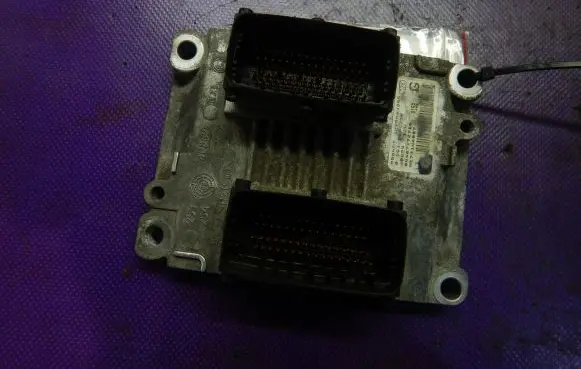 Alfa Romeo 156 Engine control unit/module ECU 00467772710