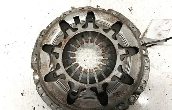 Toyota Yaris Pressure plate 120030410 2k061