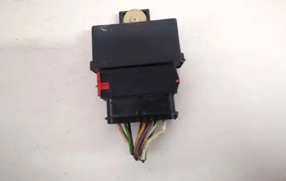 Citroen C3 Picasso Fuel injection pump control unit/module 240107