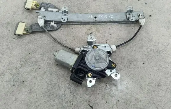 Nissan Murano Z50 Rear door window regulator with motor 8073089915