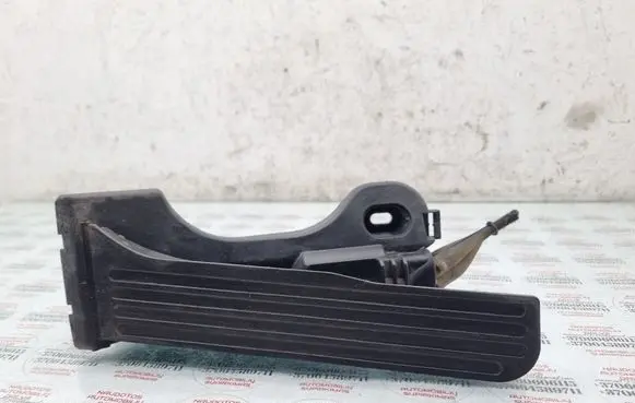 Volkswagen Touran I Accelerator throttle pedal 1T1721503H