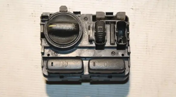 Volvo XC90 Light switch 30739304