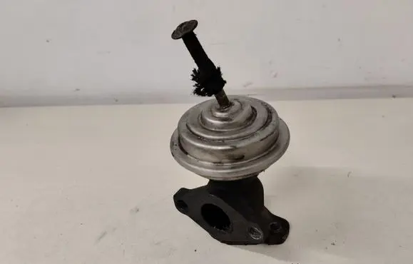 Audi A4 S4 B5 8D EGR valve 028131501E 21723 991139