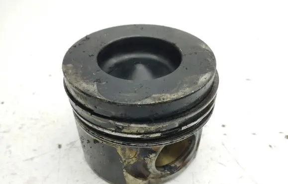 Mazda CX-7 Piston 