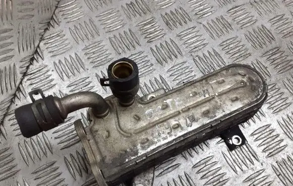 Skoda Octavia Mk1 (1U) EGR valve cooler bracket 038131513AD