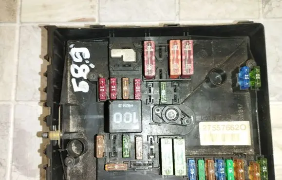 Volkswagen Golf Plus Fuse module 1K0937125A 275576620
