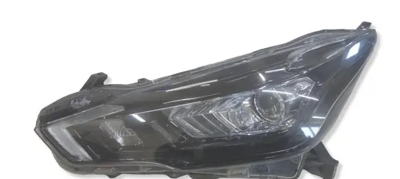 Nissan Micra K14 Headlight/headlamp 260605FA2B 0013695 1008D047