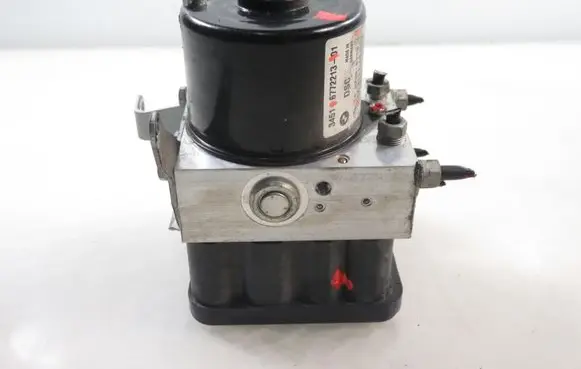 BMW 3 E90 E91 ABS Pump 6772214 10096008303 6772213