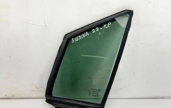 Toyota Sienna XL40 IV Front door vent window glass four-door 6821608010