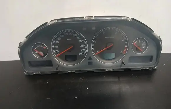 Speedometer (instrument cluster)