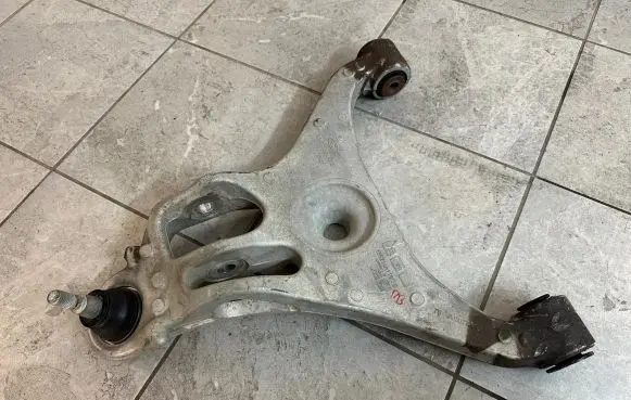 Ford Ranger Front lower control arm/wishbone JB3C3078D1B