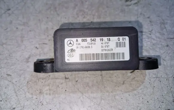 Mercedes-Benz C W204 ESP acceleration yaw rate sensor A0055421918
