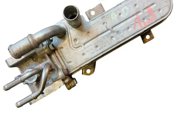 Audi A6 S6 C5 4B EGR valve cooler 038131513AD 03G131063E