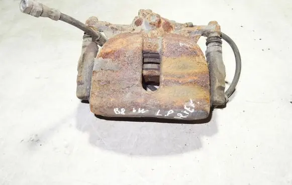Volkswagen PASSAT B8 Front brake caliper 5Q5BM