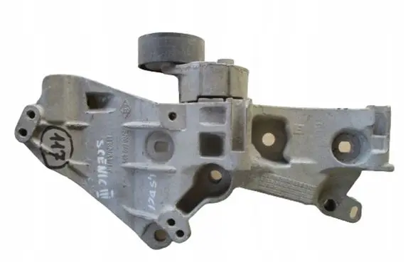 Renault Scenic III - Grand scenic III Generator/alternator bracket 8200669495