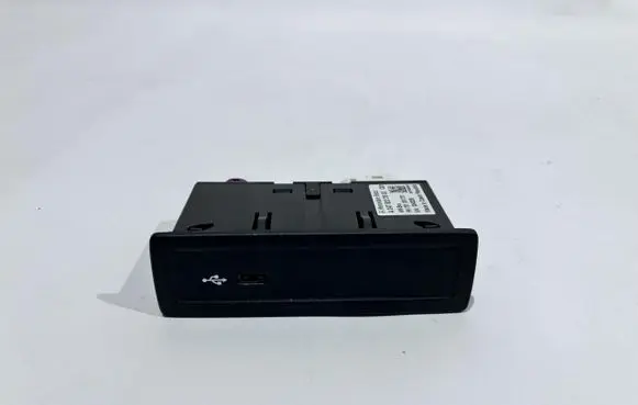 Mercedes-Benz A W177 USB socket connector A2478203902