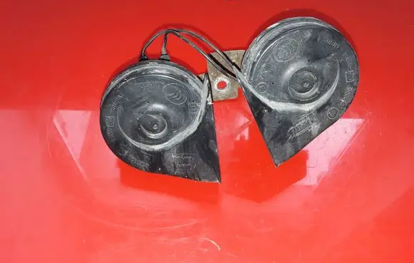 Ford Focus Horn signal A046522