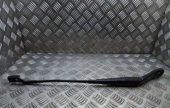 Volvo V60 Front wiper blade arm 30753504