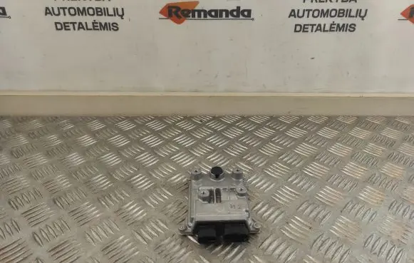 Toyota RAV 4 (XA50) Fuel injection pump control unit/module 8957112010 9K271736