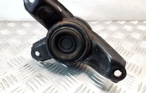 Hyundai ix35 Engine mount bracket