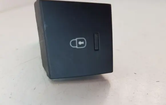 Peugeot 508 Central locking switch button 96661783ZE