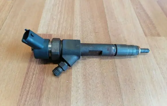 Renault Scenic I Fuel injector 0445110110A 8200100272