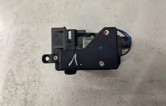 BMW 5 E60 E61 Curtain motor 9918003164