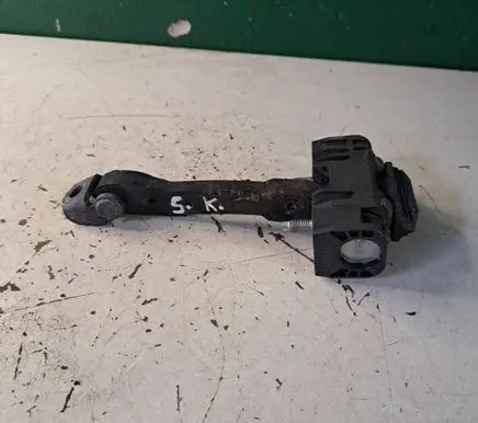 Volvo S40 Rear door check strap stopper 30715014