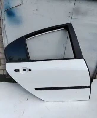 Renault Laguna III Rear door