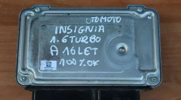 Opel Insignia A Engine control unit/module 0261201999 55574404 1039S35638