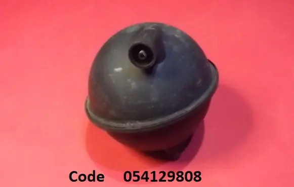 Volkswagen Golf IV Vacuum air tank 054129808