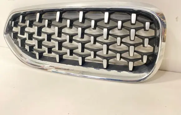 BMW Z4 g29 Front bumper upper radiator grill 511319297610 192976