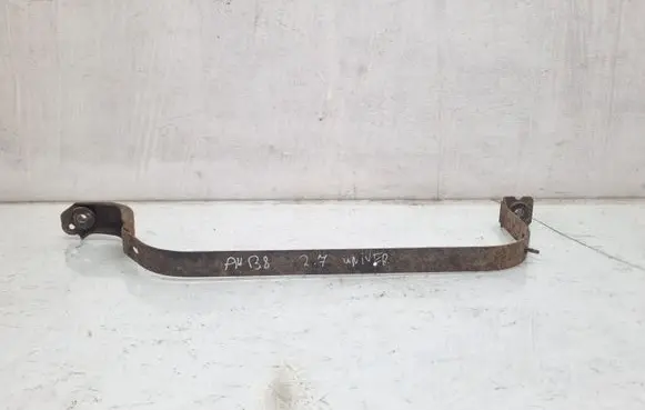 Fuel tank mounting bracket