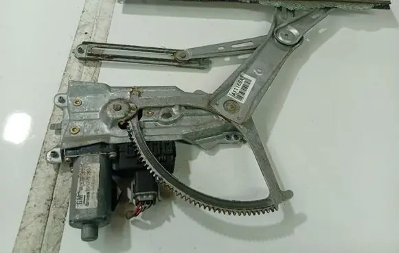 Opel Zafira A Sliding door window regulator with motor 90579571