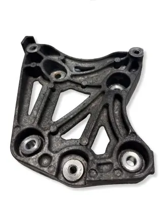 Chevrolet Captiva A/C compressor mount bracket 96868422
