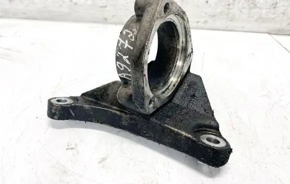 Opel Insignia A Engine mounting bracket 13219107 MUB1002432