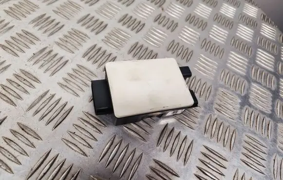 Nissan Qashqai Fuel injection pump control unit/module 169109238R