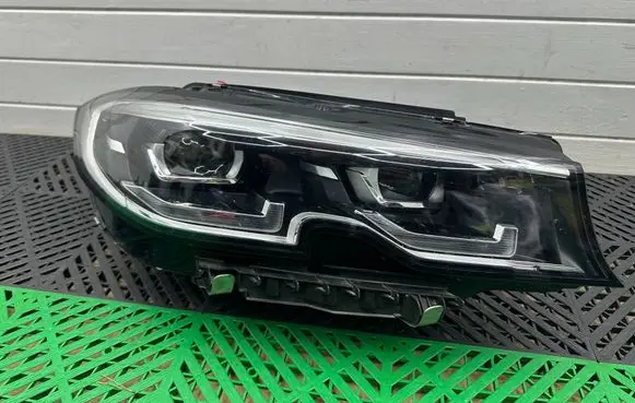 BMW 3 G20 G21 Headlights/headlamps set 8496156 145100049506 LE16A6385