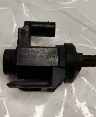 BMW 7 G11 G12 Vacuum valve 8570591