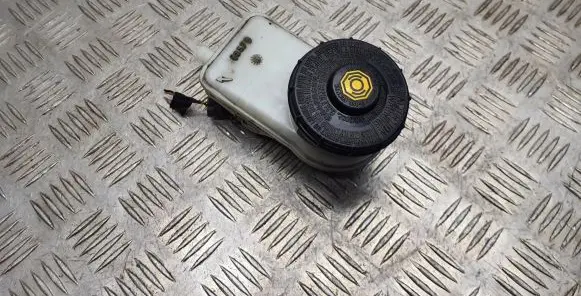 Honda CR-V Brake fluid reservoir 0204255770