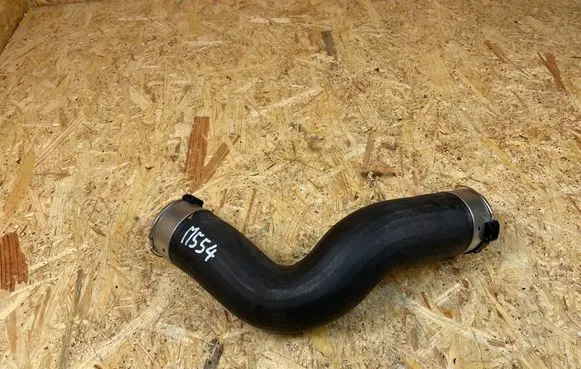 Intercooler hose/pipe