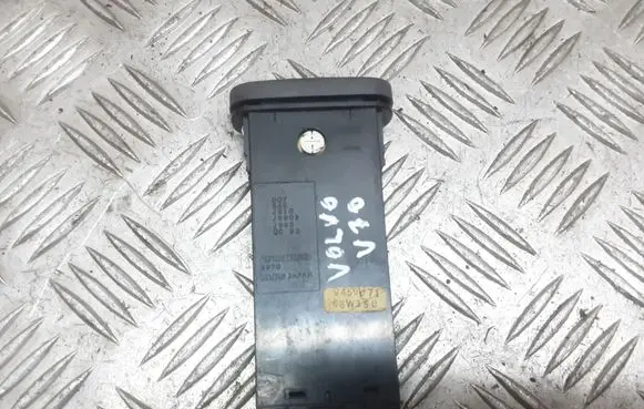Volvo S70 V70 V70 XC Hazard light switch