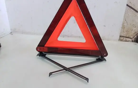 Skoda Octavia Mk1 (1U) Emergency warning sign 