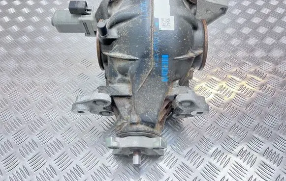 Mercedes-Benz GLC AMG Rear differential A2533501605 A2133510200