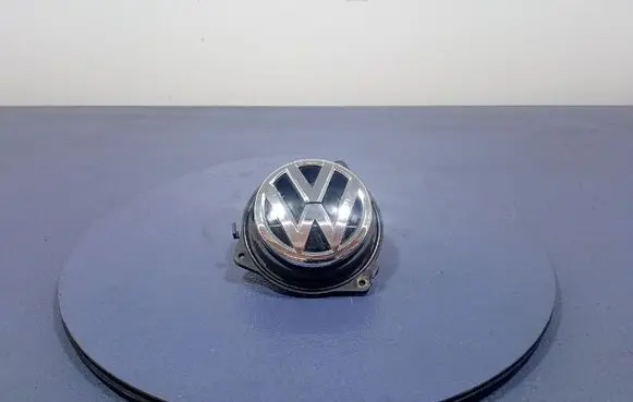 Volkswagen Golf IV Tailgate/trunk/boot exterior handle 6C6827469