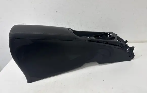 Toyota Avensis T270 Center console 
