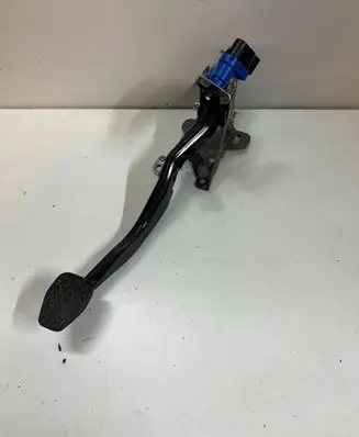 Mazda 3 III Brake pedal 