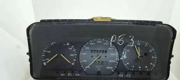 Volkswagen PASSAT B3 Speedometer (instrument cluster) 357919033AJ